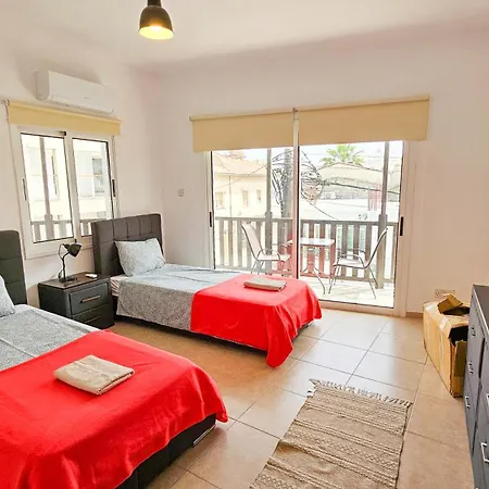 公寓 Sky Line Rooms, 150m From Chabad Lubavitch